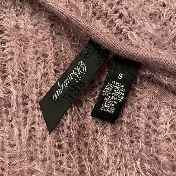BKE Boutique Women’s Size Small Loose Knit Fuzzy Sweater Purple Round Neck - Picture 10 of 10